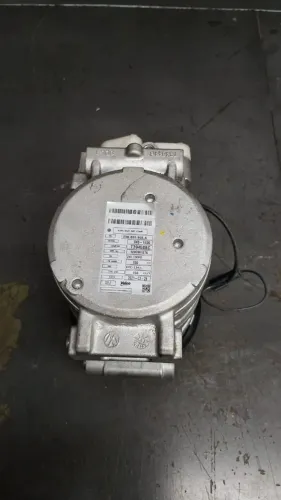 COMPRESSOR DO  AR CONDICIONADO CODIGO 23B820803A