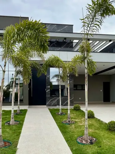 Casa de Alto Padrão em Condomínio para venda com 250 m² e 4 suítes