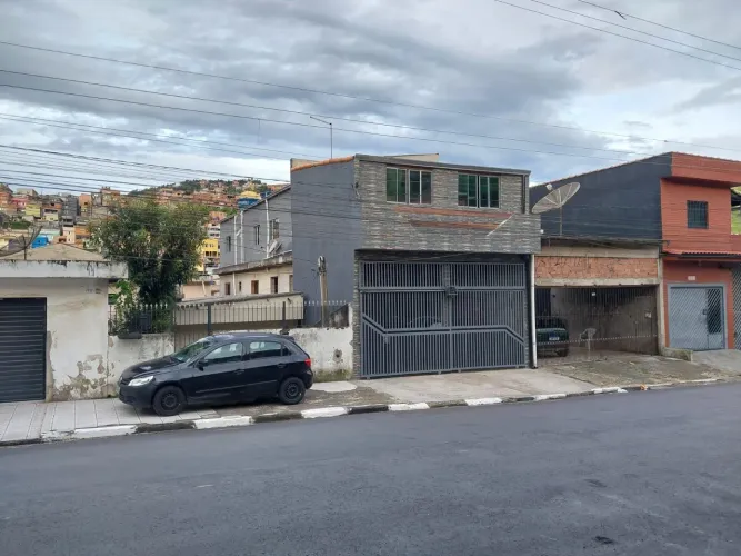 Casa linda apta para morar ou alugar