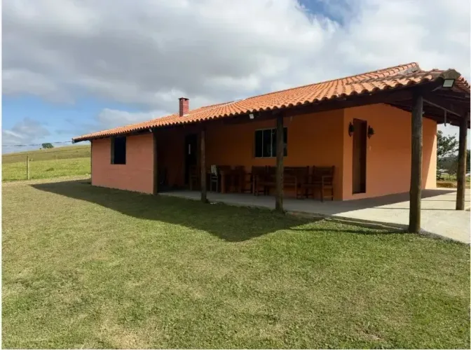 Linda Chácara Em Paraibuna para Venda!