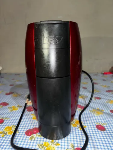 Cafeteira 3 corações cápsula