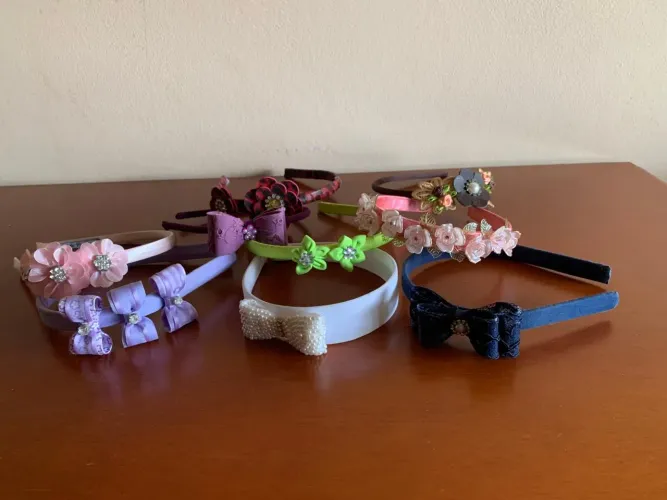 Não compre nesse anúncio- tiara infantil 