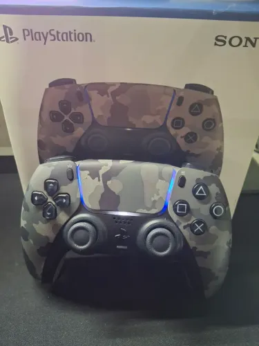 Controle Sony DualSense PS5 - Camuflado - Semi Novo