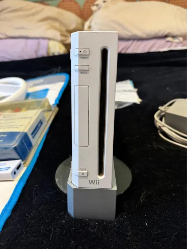 NINTENDO WII COMPLETO + WII FIT BOARD + 5 JOGOS ORIGINAIS ?