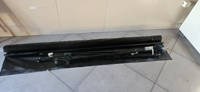 Vendo toldo retrátil 2metros largura