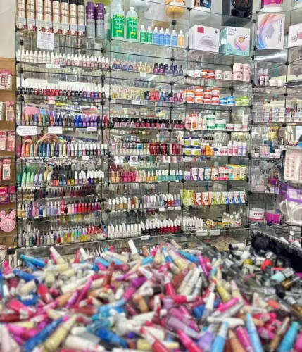 Loja de cosméticos setor pedro ludovico