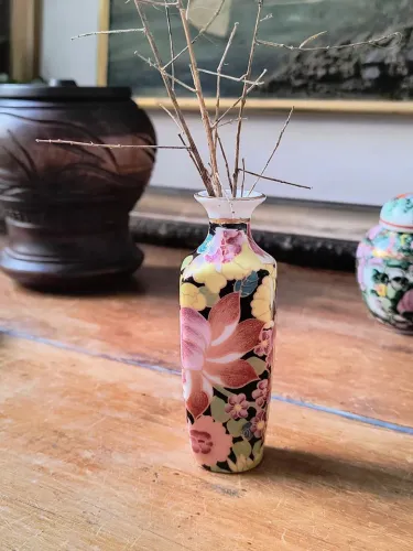 vasinho em porcelana japonesa "mil flores" vaso decoração antigo antiquario pop Japão mini