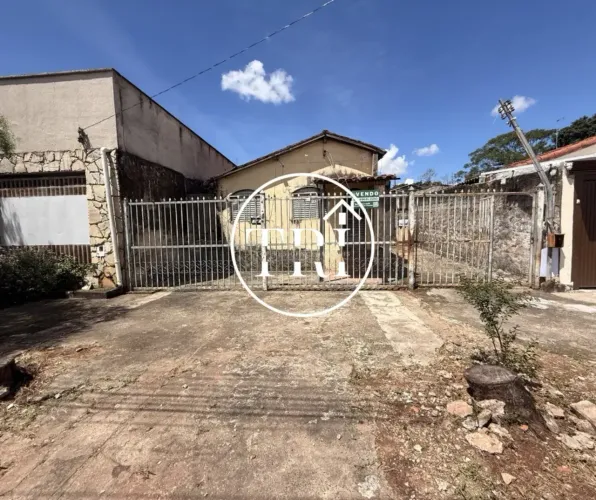 LOTE CASA ANTIGA - VILA REDENÇÃO - EXCELENTE LOCALIZAÇÃO