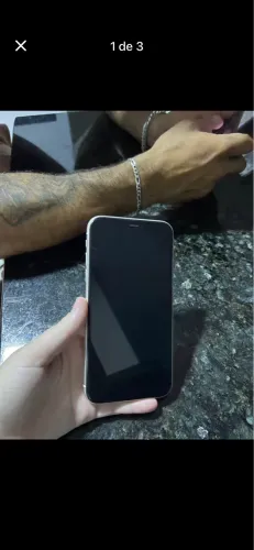 Iphone 11 tem q trocar a traseira 128g