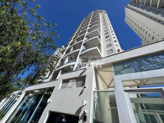 Apartamento com 4 dormitórios para alugar, 170 m² por R$ 12.990/mês - Jardim Goiás - Goiân