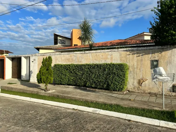 Casa com 328m² com 3 Quartos à venda no Loteamento Jardim Petrópolis