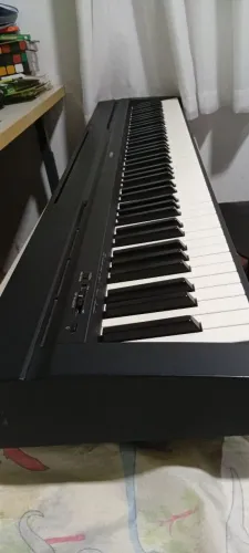 Piano digital Yamaha p35 