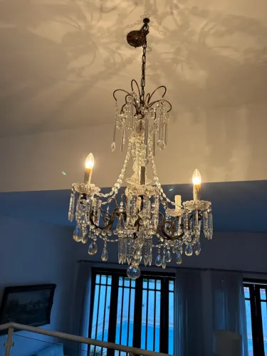Lindo Lustre de Cristal 