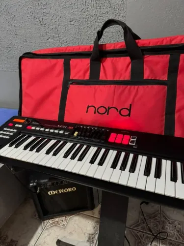 Teclado Roland XPS 10