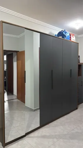 Guarda roupa