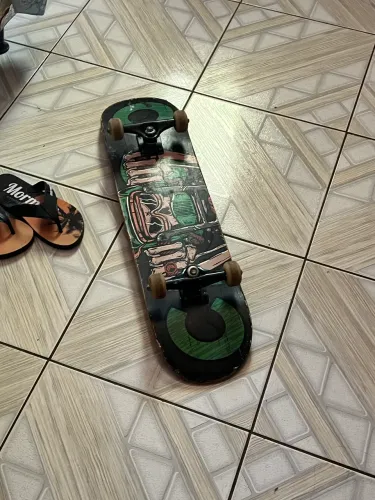 Skate semi pro rolamento ABEC 5