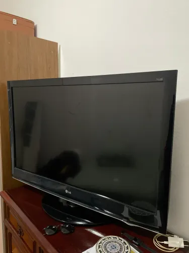 Tv tela plana/ideal para Chromecast