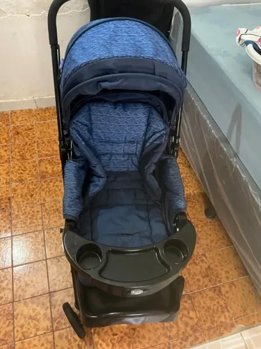 Carrinho de Bebê e Bebê conforto Cosco Azul Usado em Ótimo Estado.