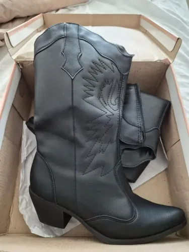 Bota preta