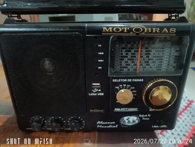 Vendo rádio motobras preto funcionando detalhes de alguns botões não são originais 