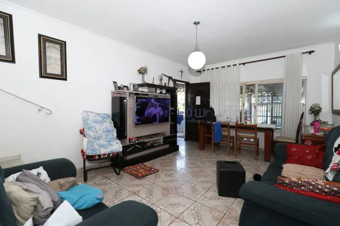 Casa Para Venda Vila Santa Catarina, 2 Quartos, 2 Vagas, 210m²
