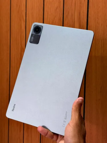 ? Tablet redmi Pad 2 256GB 12 Ram ?