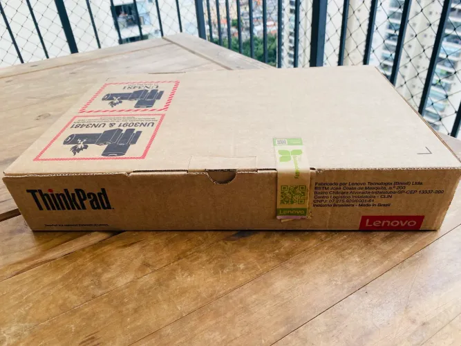 Lenovo Thinkpad E14 Gen 6 Ryzen 5 7535U 16GB DDDR5 256 NVme Chip AI