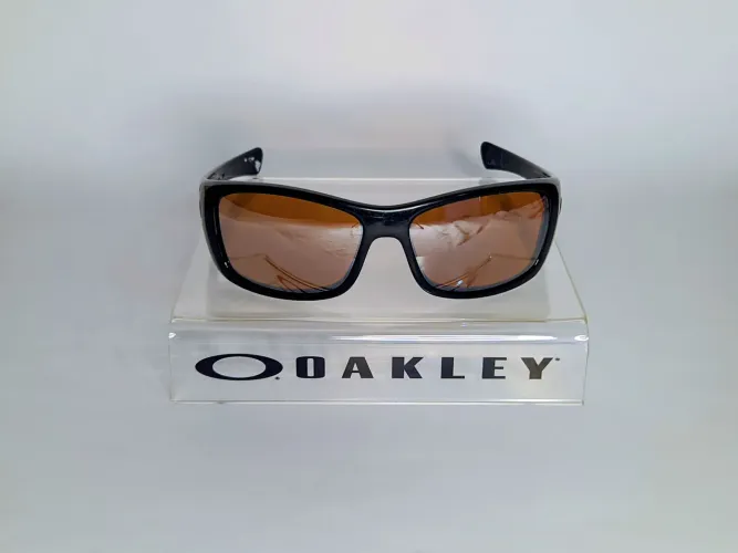 Óculos Oakley Hijinx Black nas Titanium