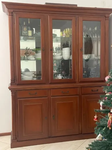 Cristaleira em madeira masotti (coleção vitória)