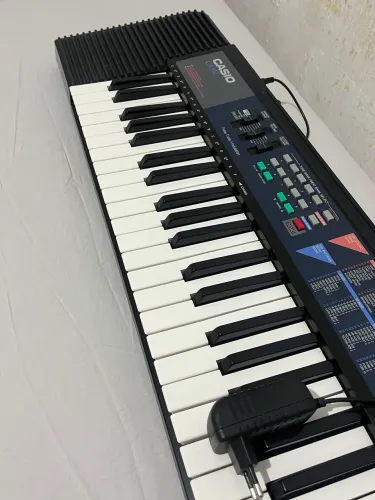 Teclado Casio 100 Song Bank