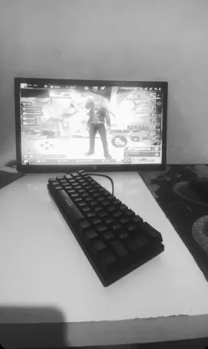 VENDE-SE PC COMPLETO (COM DEFEITO)