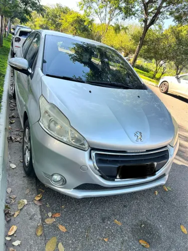 Peugeot 208 Active/active Pack 1.5 Flex 8V 5P 2014