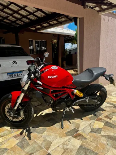 Ducati Monster 797 2019 excelente