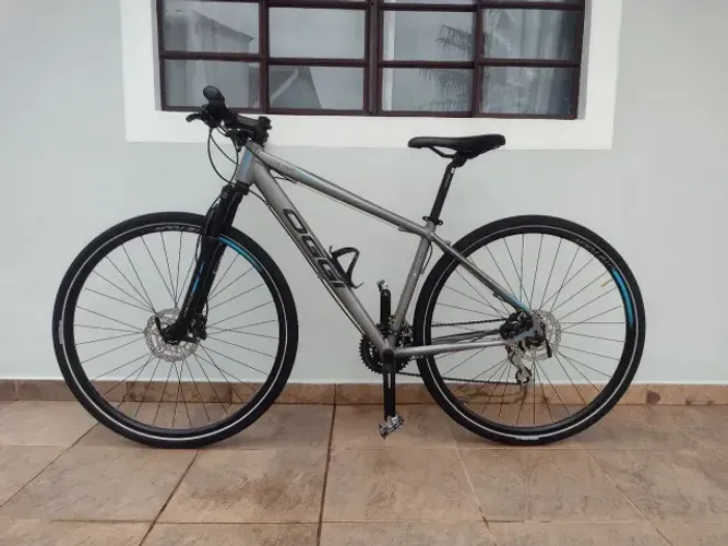 Bicicleta Oggi Lite Tour Aro 700 - Tam M (17) - Kit Shimano Acera 24V e Freio Hidráulico