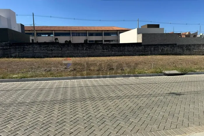 Terreno/Lote no Condomínio Jardins da Serra Residence
