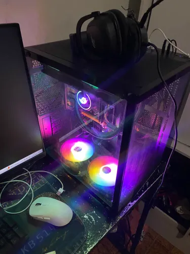 PC GAMER RYZEN 5 5600GT