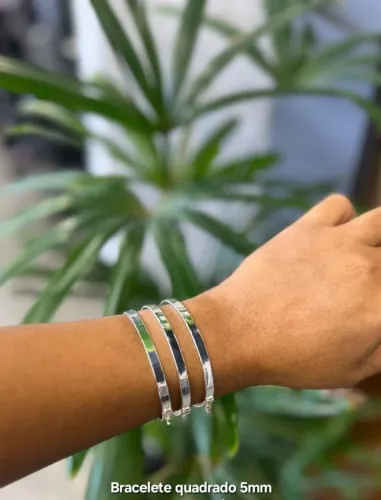 Bracelete fio quadrado<br>R$ 140,00