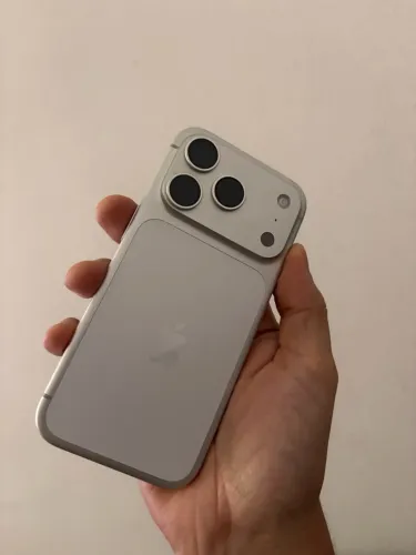 iPhone 17 Pro Prata 256GB