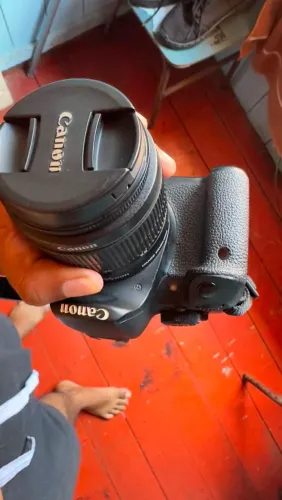 Câmera fotográfica t5i
