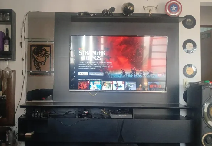Vendo Tv50 philco acompanha esse lindo painel *