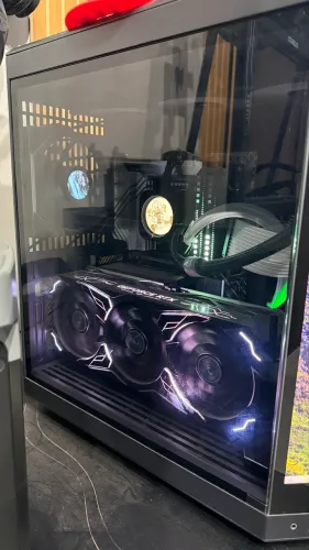 PC GAMER HIGH END