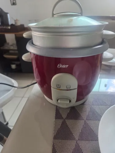 Panela de Arroz Elétrica praticamente não usada