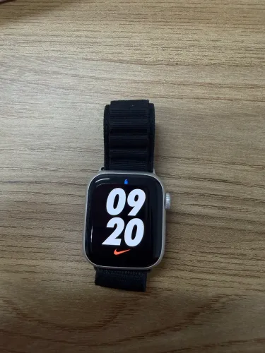 Apple Watch 7 - 41mm