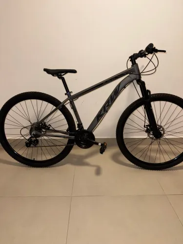 Bicicleta - 800 reais 