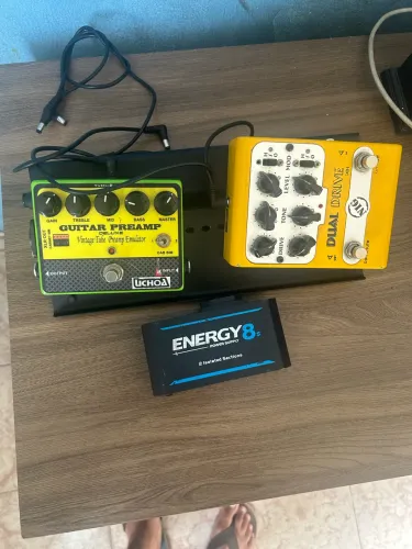 Pedais de guitarra