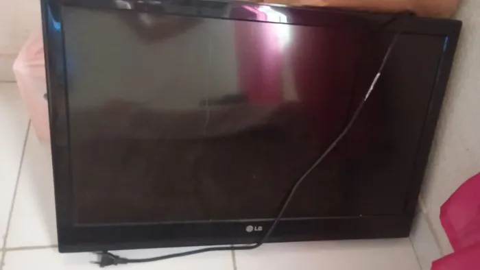 TV LG 42"