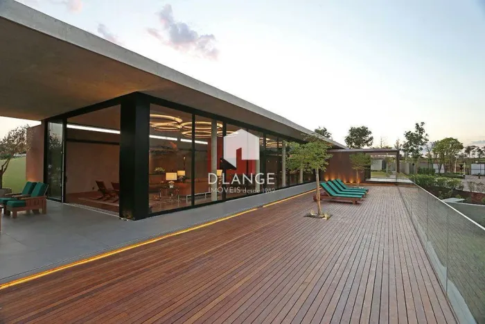 Casa à venda no bairro Vila Brandina em Campinas