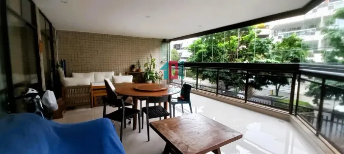 Recreio dos Bandeirantes | Apartamento 2 quartos, sendo 1 suite