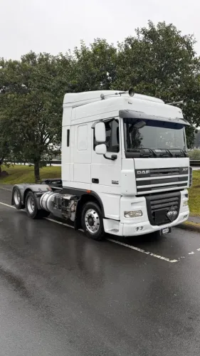 DAF XF 460 6x2 Ano 2016 Automático Ar Condicionado puxava Tanque de Combustível