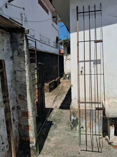 Portão de ferro